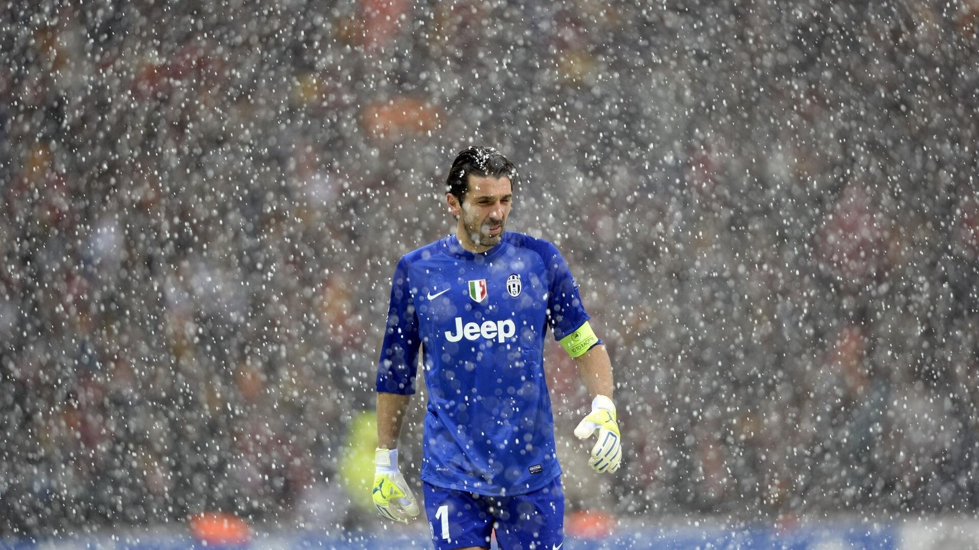 大胜迎决赛！球队士气高涨，积极备战，比赛决出胜负