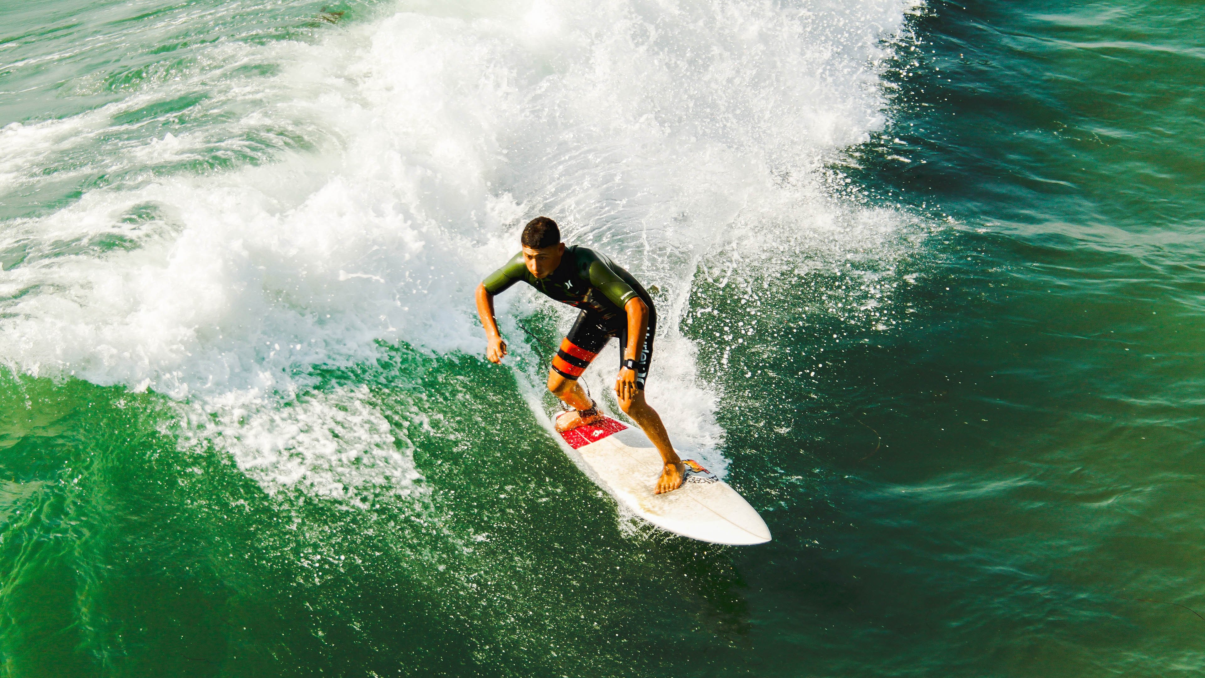 草原骑马技能比拼，传承民族牧歌的运动盛事，草原骑马表演